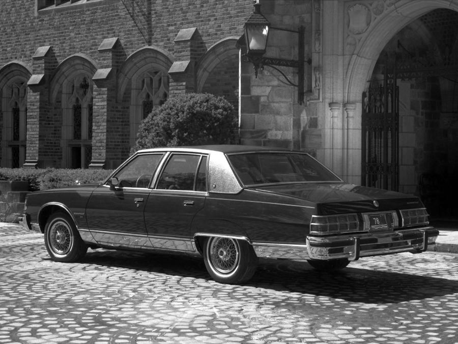 Pontiac Bonneville Brougham Sedan '1978